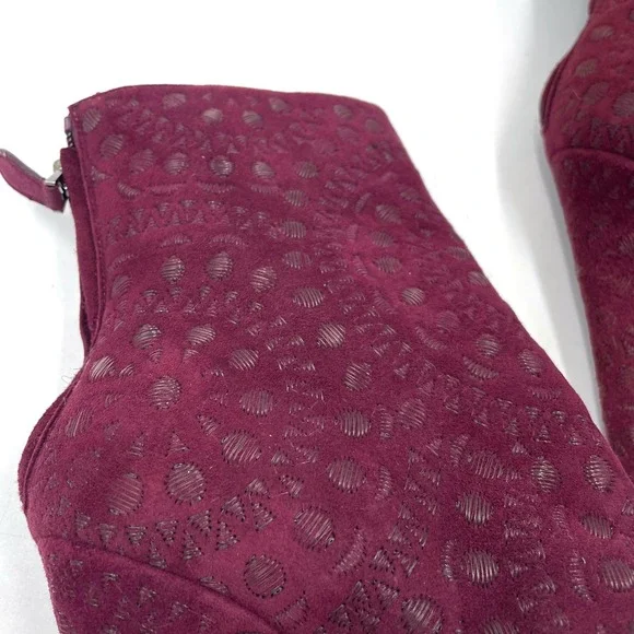 Alaia Purple Suede Boots Floral Pattern Heels Embroidered Ankle 37.5 / 7.5